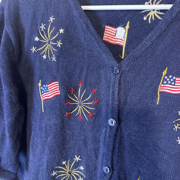 Croft & Barrow Cardigan Sweater Fireworks Flags Embroidered 4th of July USA XL - Picture 3 of 7